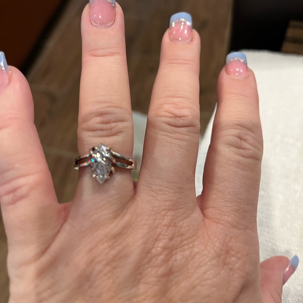 New sterling silver pear shaped cz ring